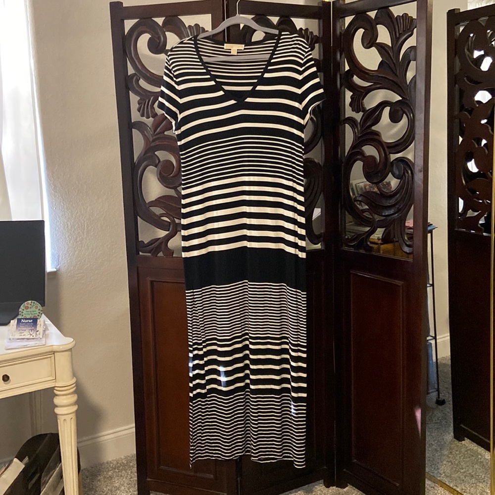 Michael Kors Large maxi dress!